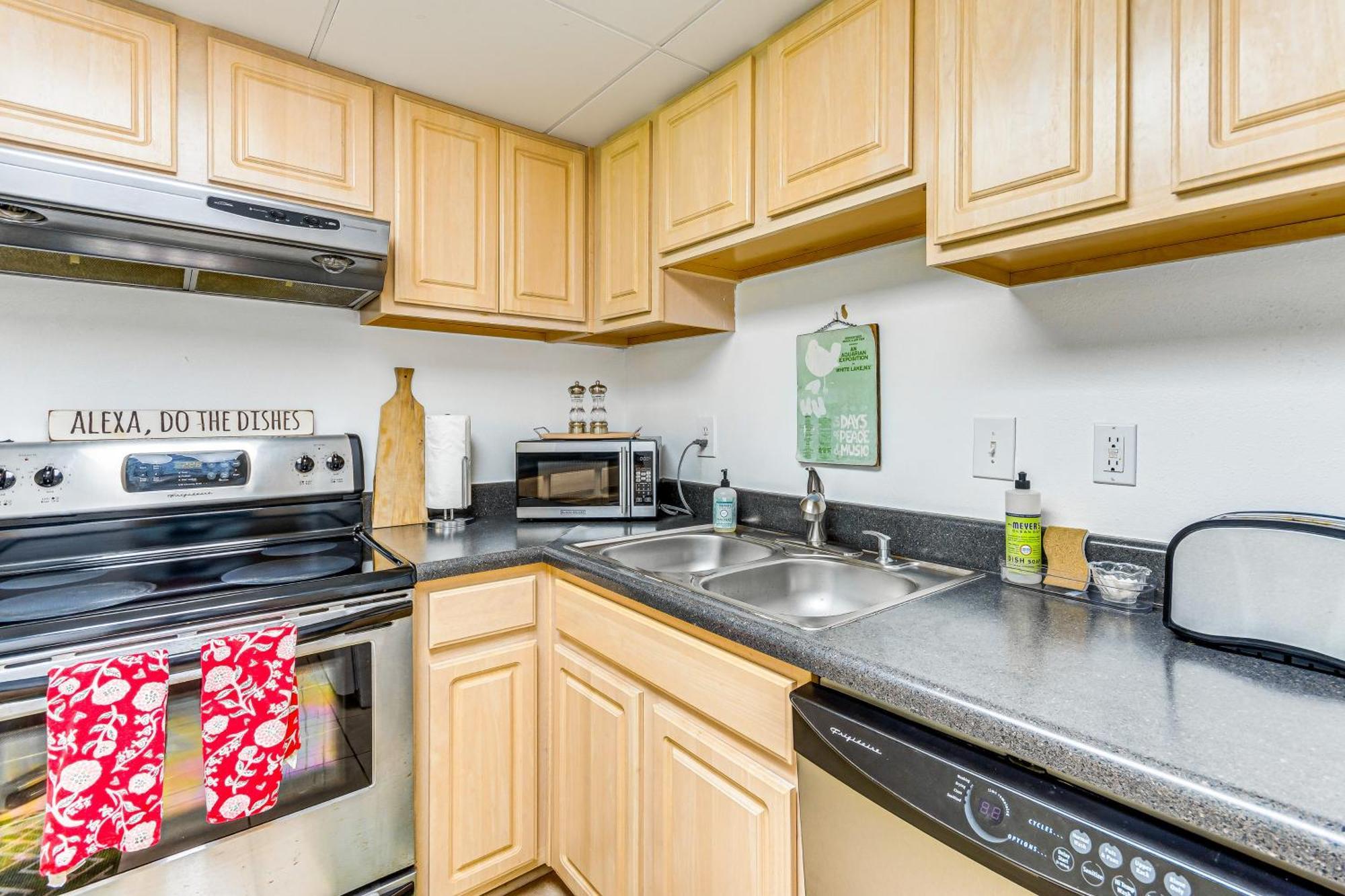 Eco-Bungalow Condo Pensacola Beach Access! Kültér fotó